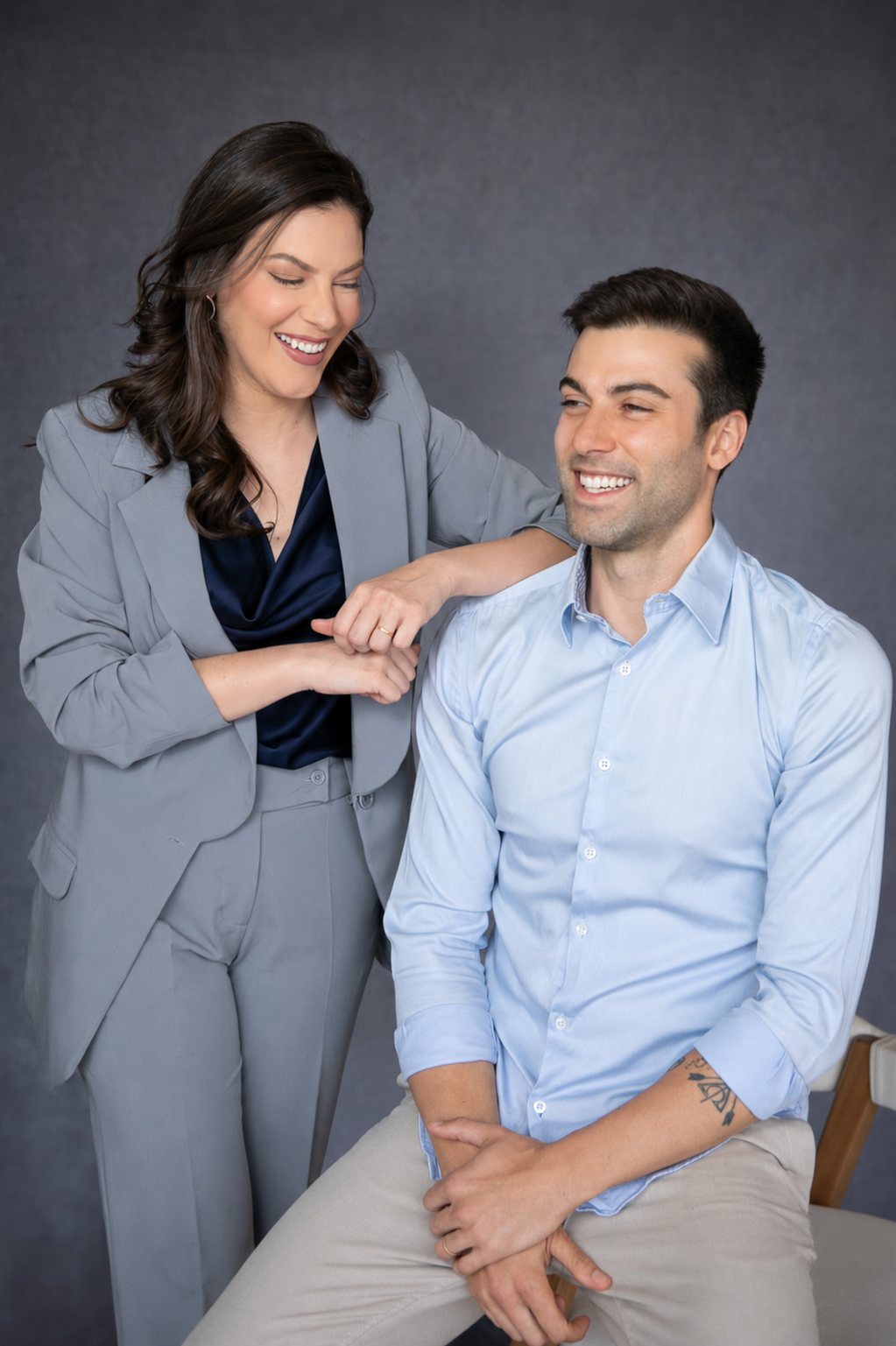 Dra. Lisandra Lisbôa e Gabriel Lisbôa, fundadores da Vallevi, em retrato de estúdio